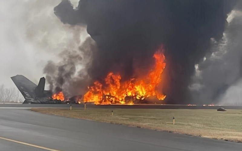 ABŞ-də təyyarə qəzaya UĞRADI