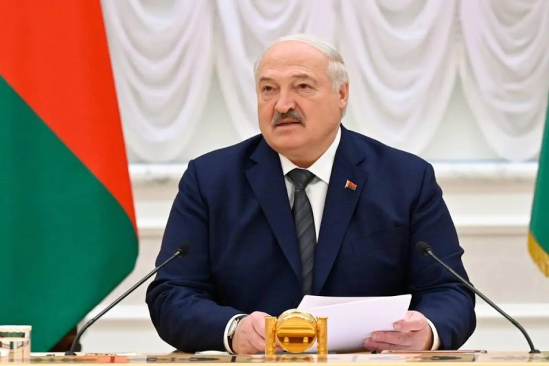 Lukaşenko istefa edəcək