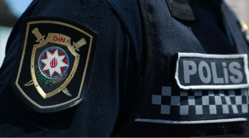 Özlərini jurnalist kimi təqdim edib pul tələb etdilər - Polis saxladı