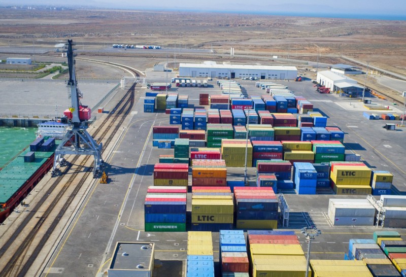 Bakı limanı 100 000-ci konteyneri qəbul edib