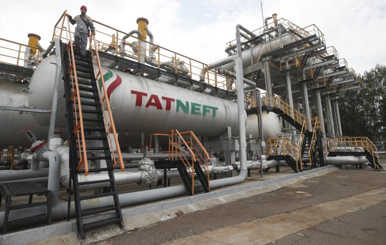 Britaniya Rusiyaya qarşı sanksiyaları genişləndirdi