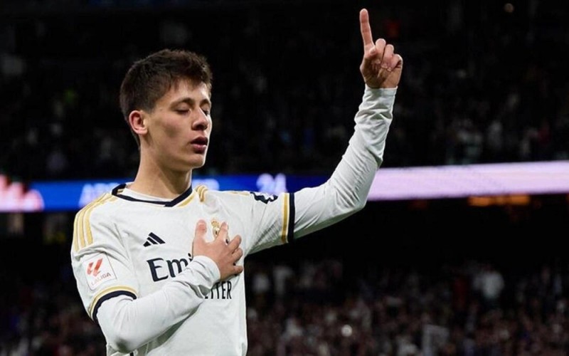 Arda Güler evsizlərə 20 milyon dollar BAĞIŞLADI