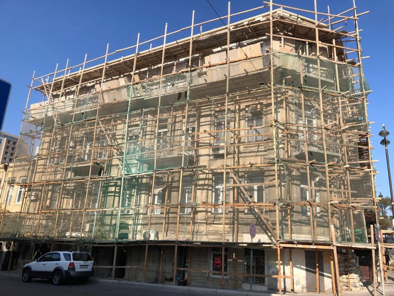 Tarixi binada yaranmış problemlər aradan qaldırılır - FOTO