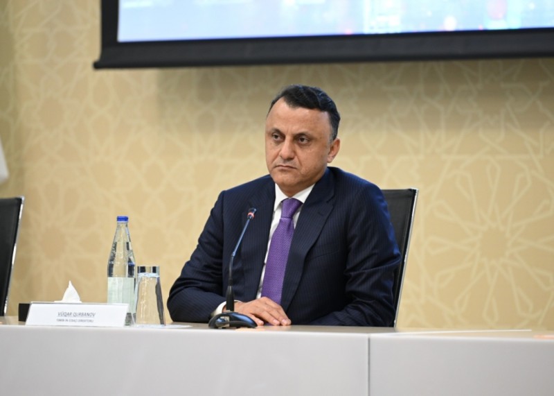 Vüqar Qurbanov: Özünü ağıllı sayan həkimlər...