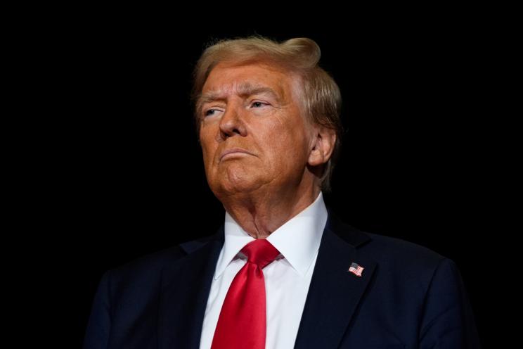 Tramp Heqset ilə birgə bəyanat verəcək