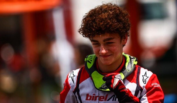 Azərbaycanlı pilot tarixə düşdü