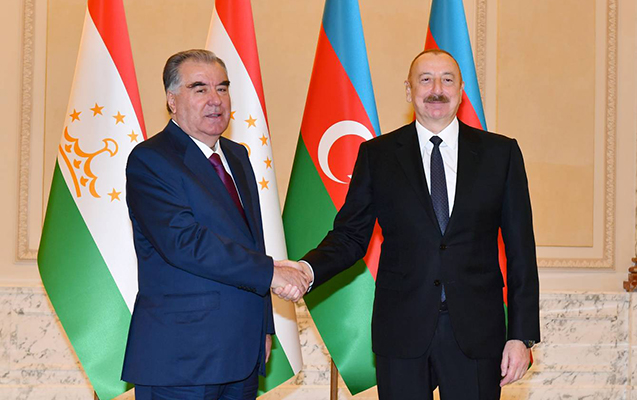 Emoməli Rəhmon Azərbaycan liderini təbrik edib