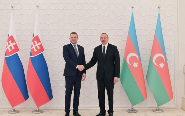 Daha bir həmkarı İlham Əliyevi təbrik etdi