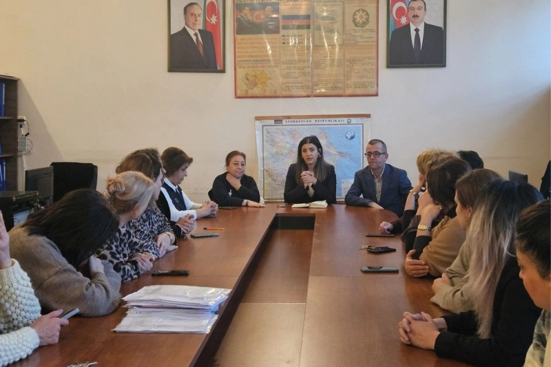 Yeni direktor müavinləri kollektivə təqdim edildi