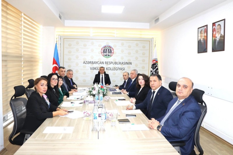 Bir vəkil kollegiyadan xaric edildi