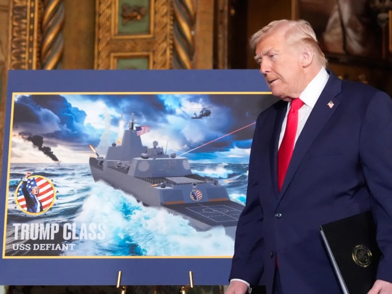 Tramp öz adını daşıyan yeni hərbi gəmi sinfini elan etdi