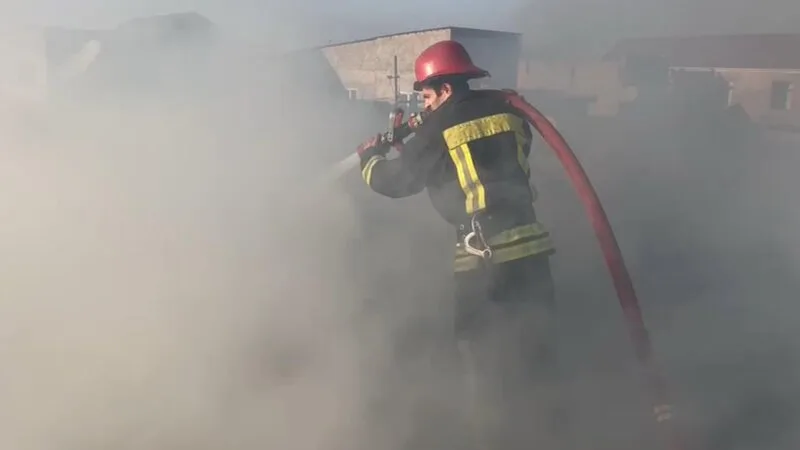 Yasamalda baş verən yanğın söndürüldü - FOTO - VİDEO - YENİLƏNDİ