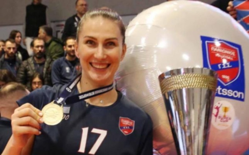 Azərbaycan voleybolçusu Yunanıstan kuperkubokunun qalibi oldu