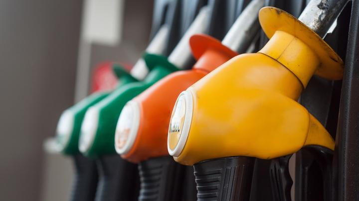 Bu ölkədə yanacaq UCUZLAŞDI - FOTO