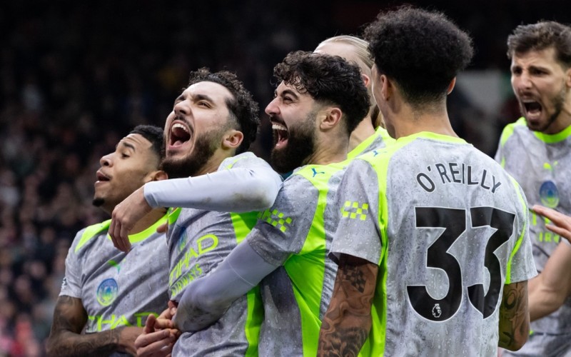 Mançester Siti səfərdə qələbə qazandı