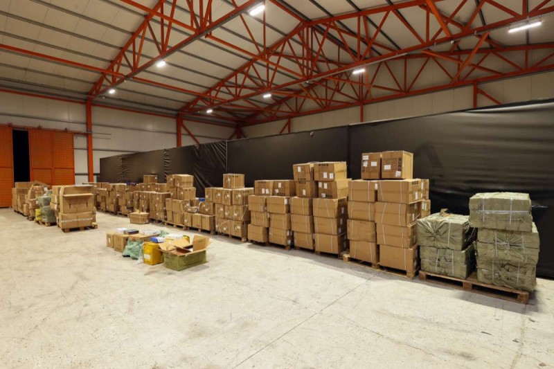 Uşaq oyuncaqları yükündən bəyan olunmayan mallar aşkar edilib