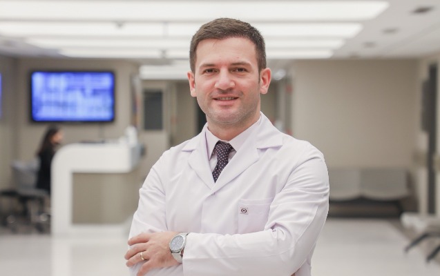 Əməkdar artistin əməliyyatdan sonra bədəni çürüyür? - QALMAQAL