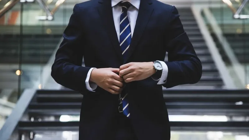 Azərbaycanda şirkət rəhbərinin əmlaklarına həbs qoyuldu