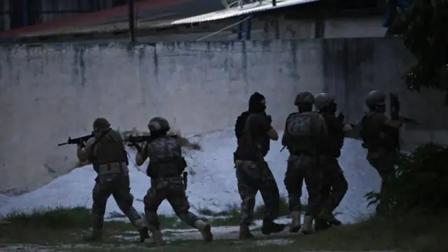 Türkiyədə İŞİD əməliyyatı - Daha 28 nəfər saxlanıldı