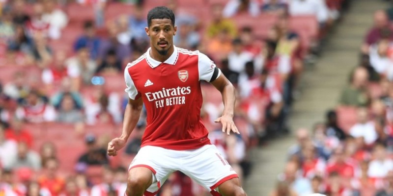 Dünyanın ən bahalı MÜDAFİƏÇİLƏRİ