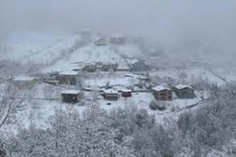 Türkiyədə 233 kəndlə nəqliyyat əlaqəsi kəsilib