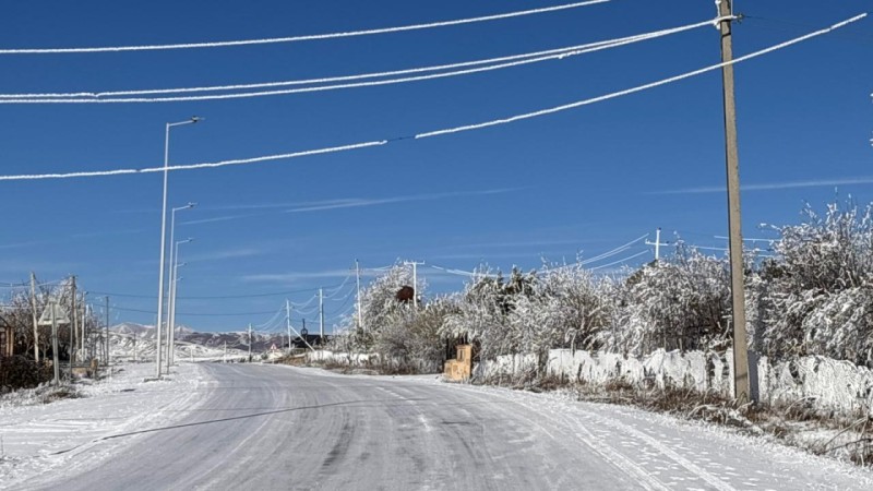 Dağlıq ərazilərdə gecə yollar buz bağlayacaq