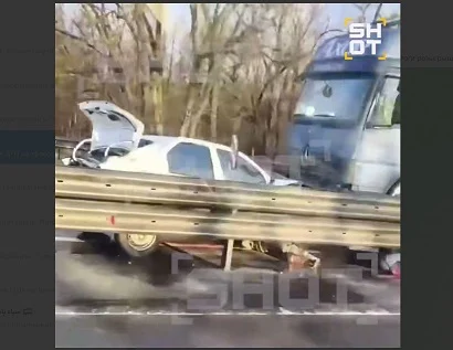 Rostovda zəncirvari avtomobil qəzası - 4 nəfər ölüb