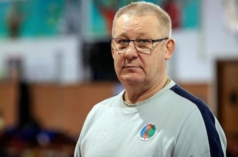 Azərbaycanın güləş millisi baş məşqçisi ilə yollarını ayırıb