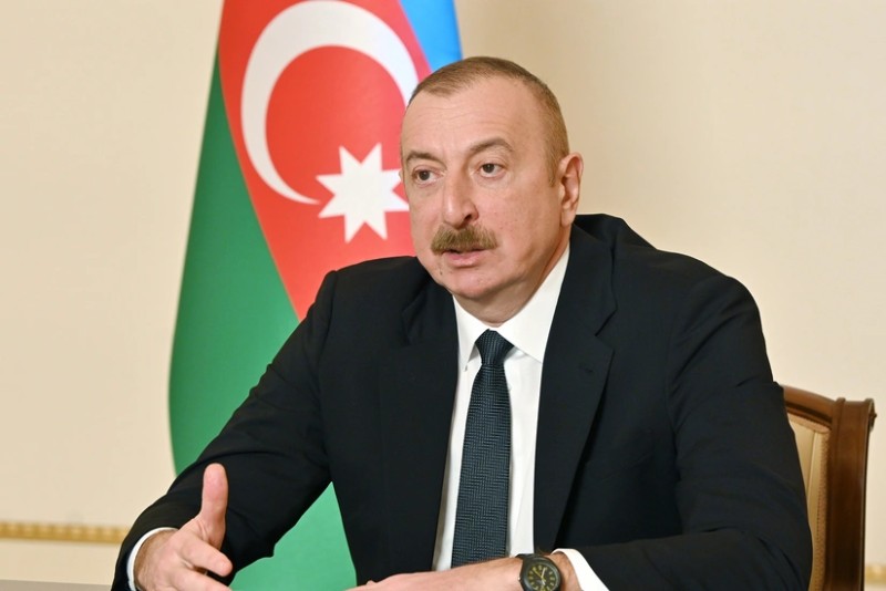 Dövlət başçısı: Azərbaycan 20-yə yaxın ölkəyə hərbi təyinatlı məhsullar ixrac edir
