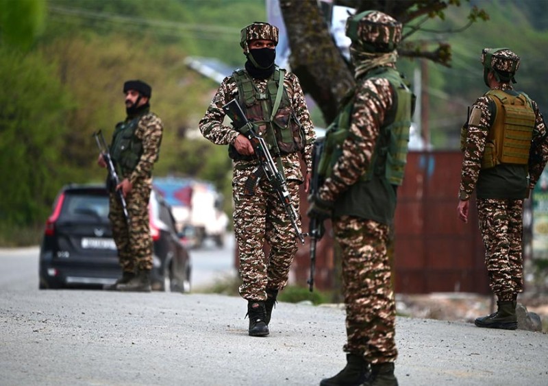 Pakistanda silahlı hücum - Ölən və yaralananlar var