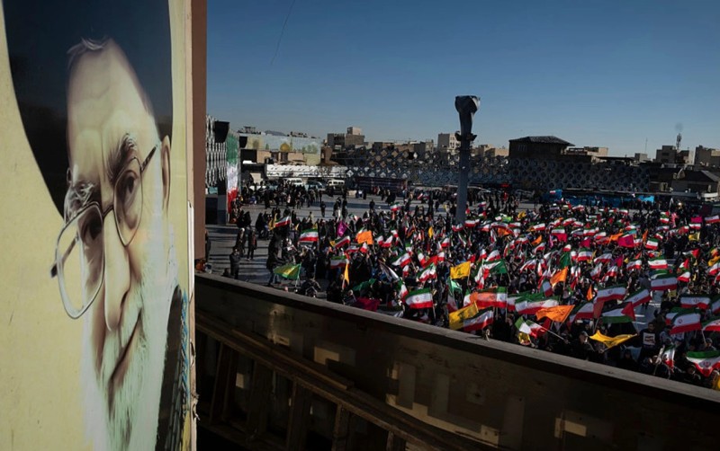 İranda etirazçılar Trampdan dəstək istədi - VİDEO