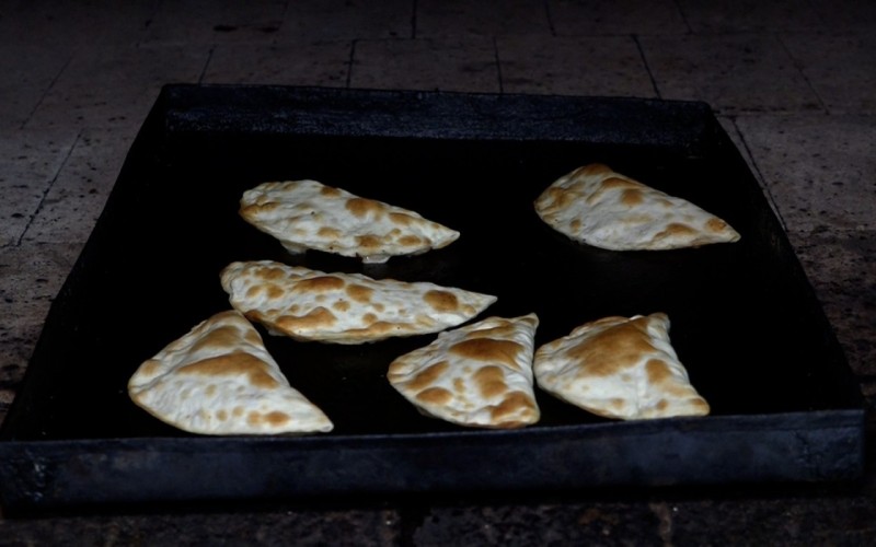 Dənizkənarı obyektlərdə “dəvə qutabı” ilə bağlı reydlər keçirilir - VİDEO