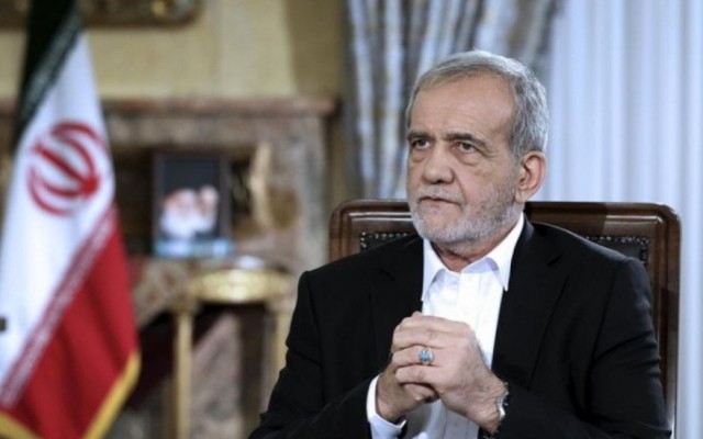 Pezeşkian etirazçıların nümayəndələri ilə görüşdü