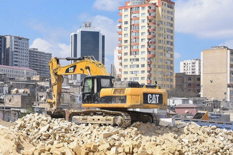 Bakıda 1600-dən çox ev və tikili söküləcək