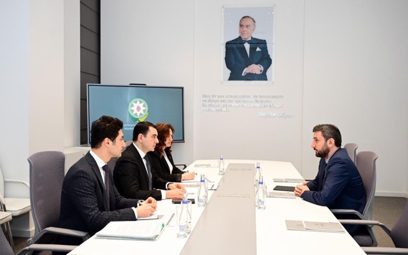 Mədəniyyət Nazirliyində “Yüksəliş” müsabiqəsinin qalibi ilə görüş keçirilib - FOTO