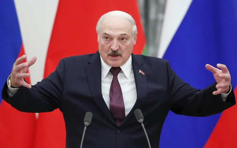 “Bəzən nə etdiyimizi özümüz də anlamırıq” - Lukaşenko