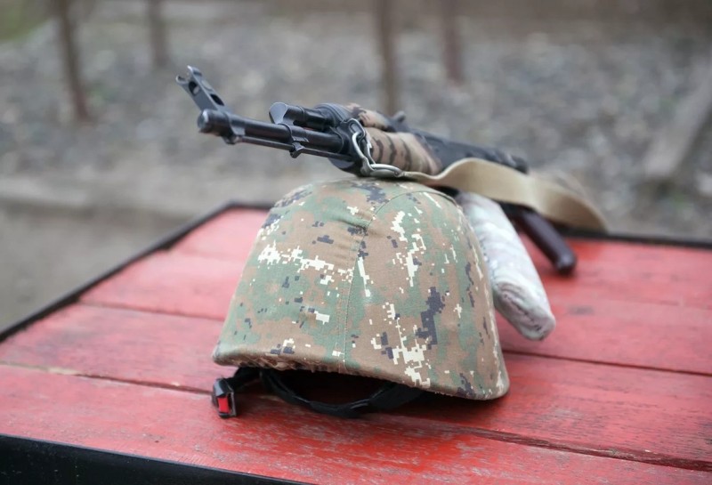 Ermənistanda hərbçinin meyiti tapıldı