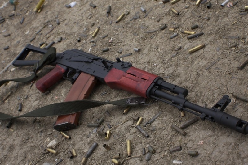 Azad olunan bölgələrdən xeyli silah-sursat aşkarlandı