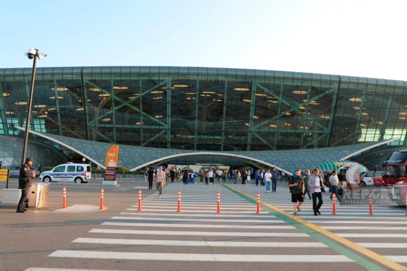 Bakı aeroportunda ötən il 8 milyona yaxın sərnişinə xidmət göstərilib