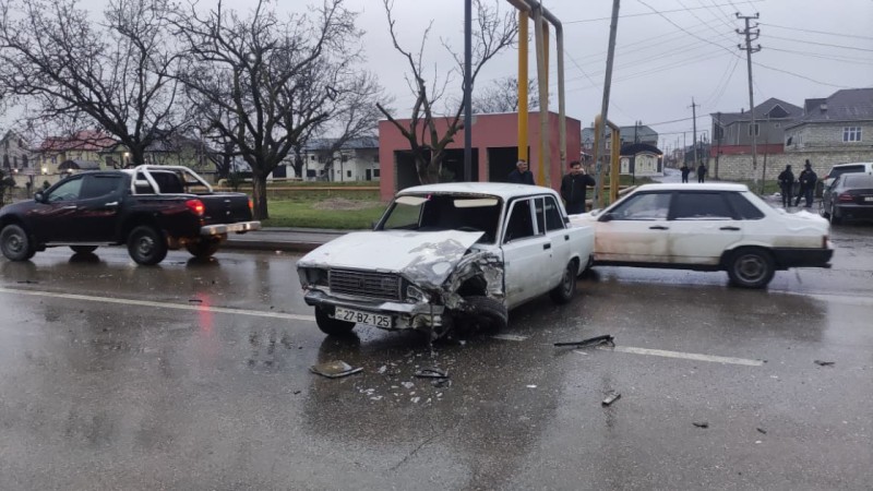 Xaçmazda zəncirvari qəza: Bir nəfər... -FOTO