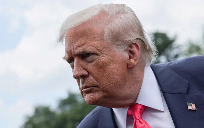 Tramp onları rüsumlarla hədələdi