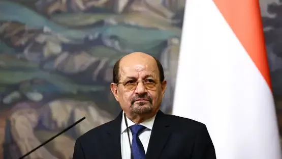 Yəməndə hökumət istefa verdi