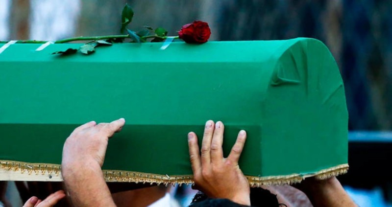 Azərbaycanda universitet əməkdaşı vəfat etdi - FOTO