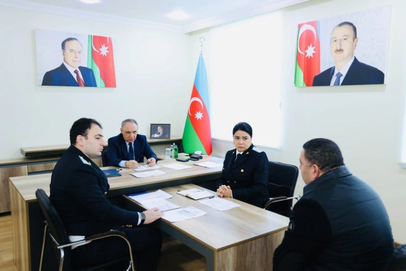 Baş prokuror Şirvanda vətəndaşları qəbul etdi - FOTO