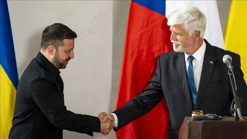 Qərbin həmrəyliyi: Pevelin Kiyev səfərinin geosiyasi anlamı