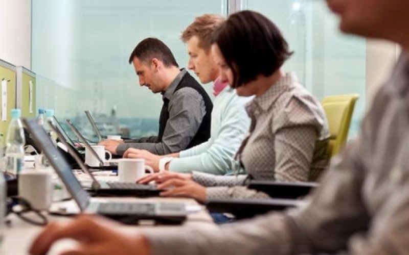 Bu şəxslərin iş yerində saxlanılmasına üstünlük veriləcək