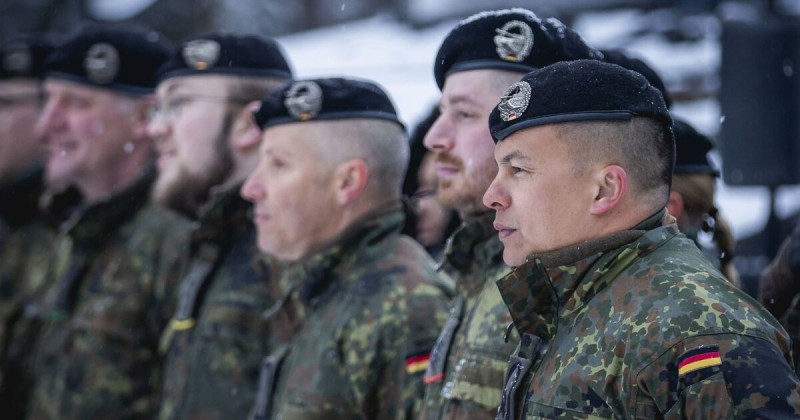 Almaniya hərbçilərinə qəfil əmr: Qrenlandiyanı tərk edin