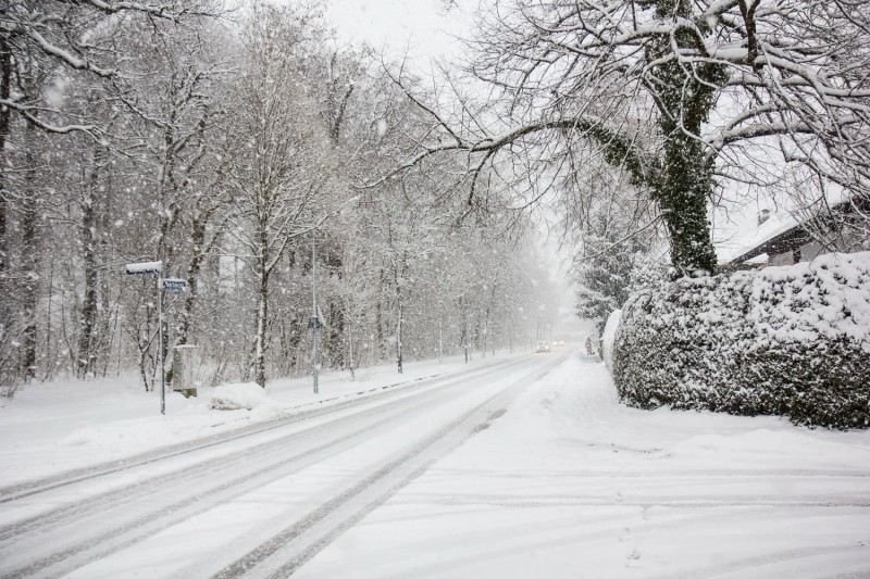 Bəzi yerlərdə sulu qar, qar yağır - FAKTİKİ HAVA