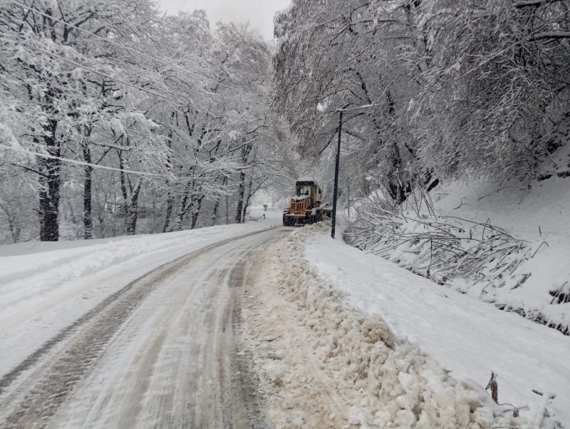 Lənkəran–Lerik yolu qardan təmizlənir