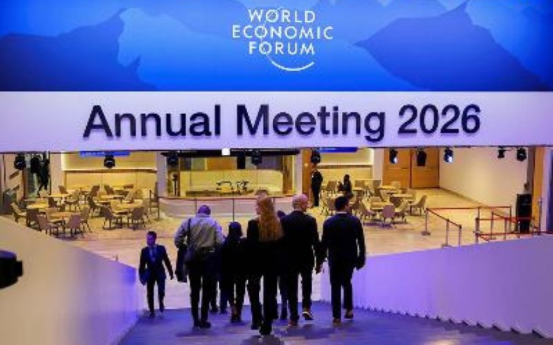 Milyarderlərə saxta Davos biletləri satılıb